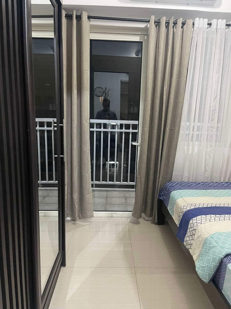 Shore 1 & 3 Residences MOA by darpm