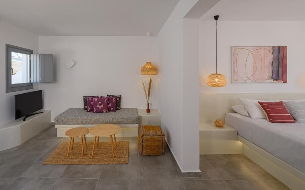 Thoè Oia Suites