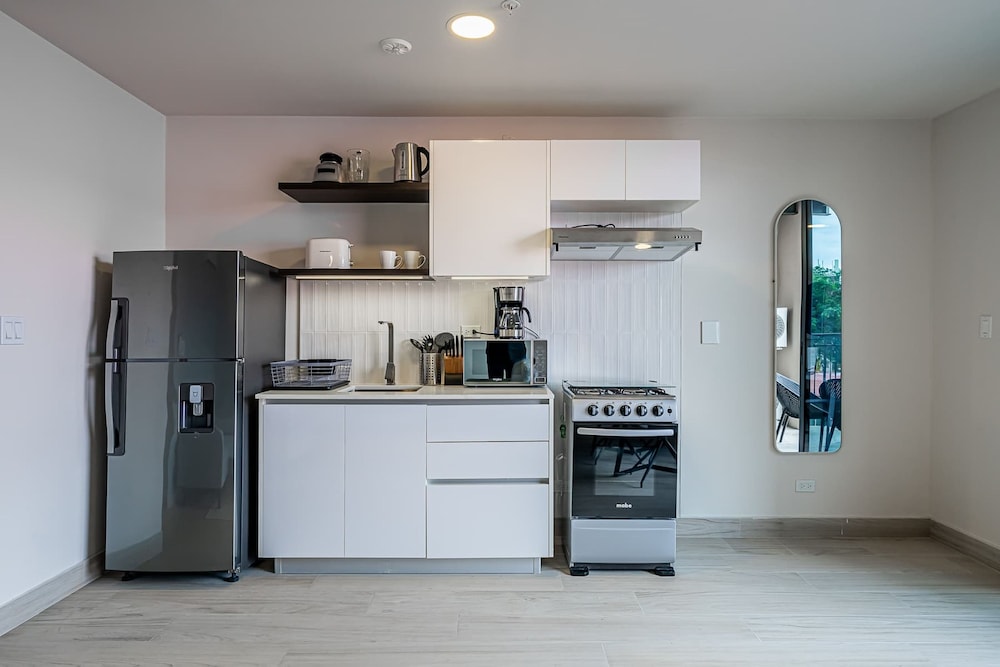 w Comfy 1BR w Perfect Balcony in Casco View