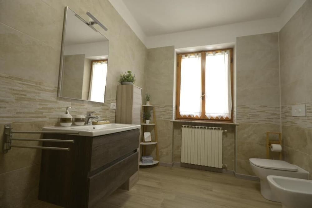 Villa Marisa bed breakfast and books
