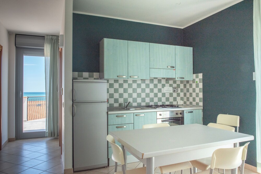Altamira Residence
