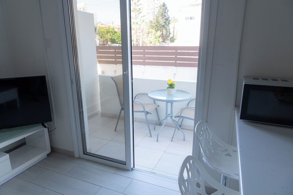 Themis Apartments