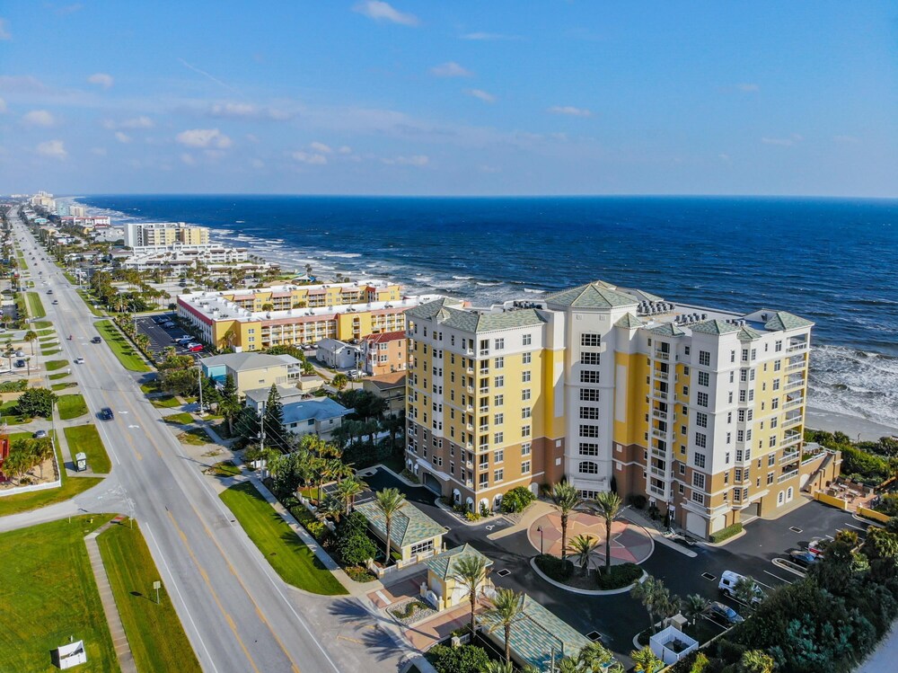 St602-tastefully Decorated and Spacious Ocean View 2 Bedroom 2 5 Bath Condo view 5