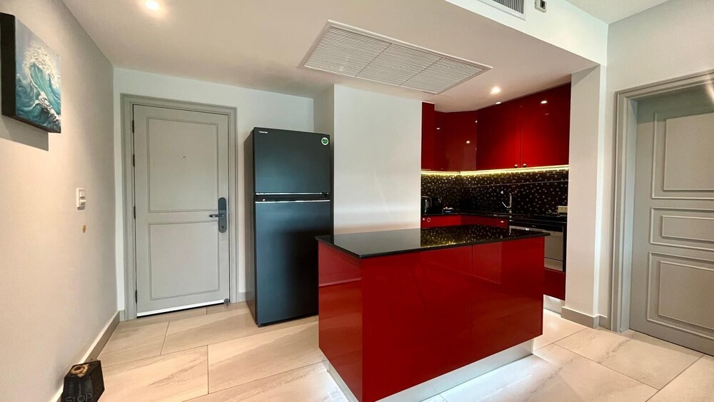 Luxury Seaview 6 Bedrooms With Infinity Pool Villa, Private Gym, Superfast Wifi