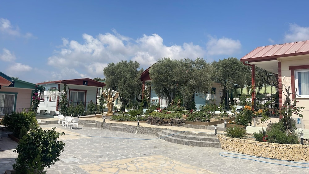 Simurg Tepesi