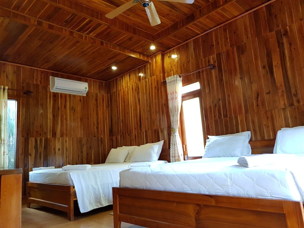 Free Beach Resort
