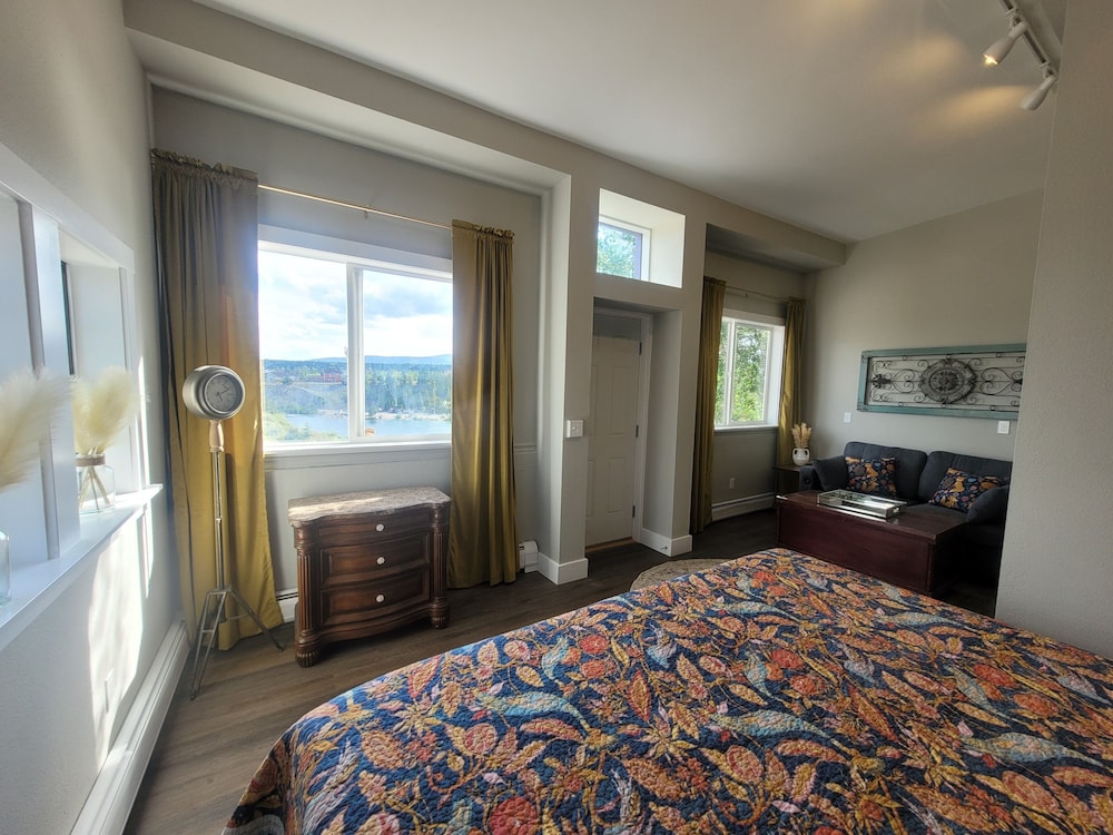 The Hand Hotel Bed & Breakfast view 5