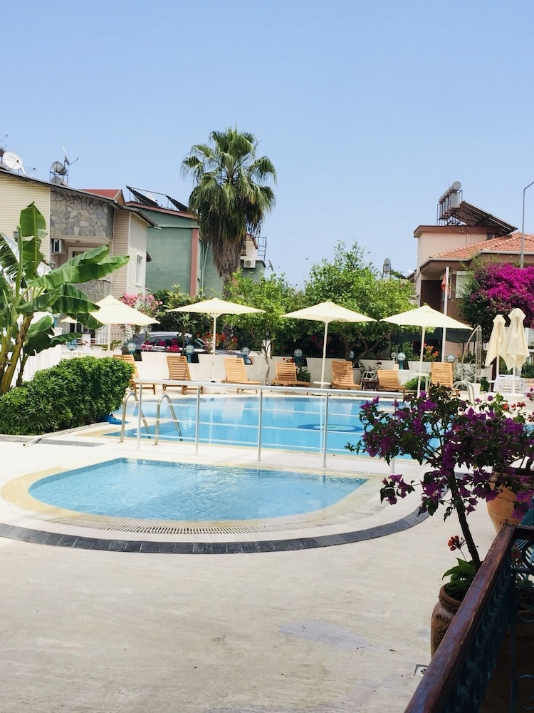 La Boutique Ipek - Image 13