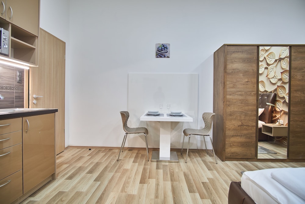 K51 Apartment Budapest view 5