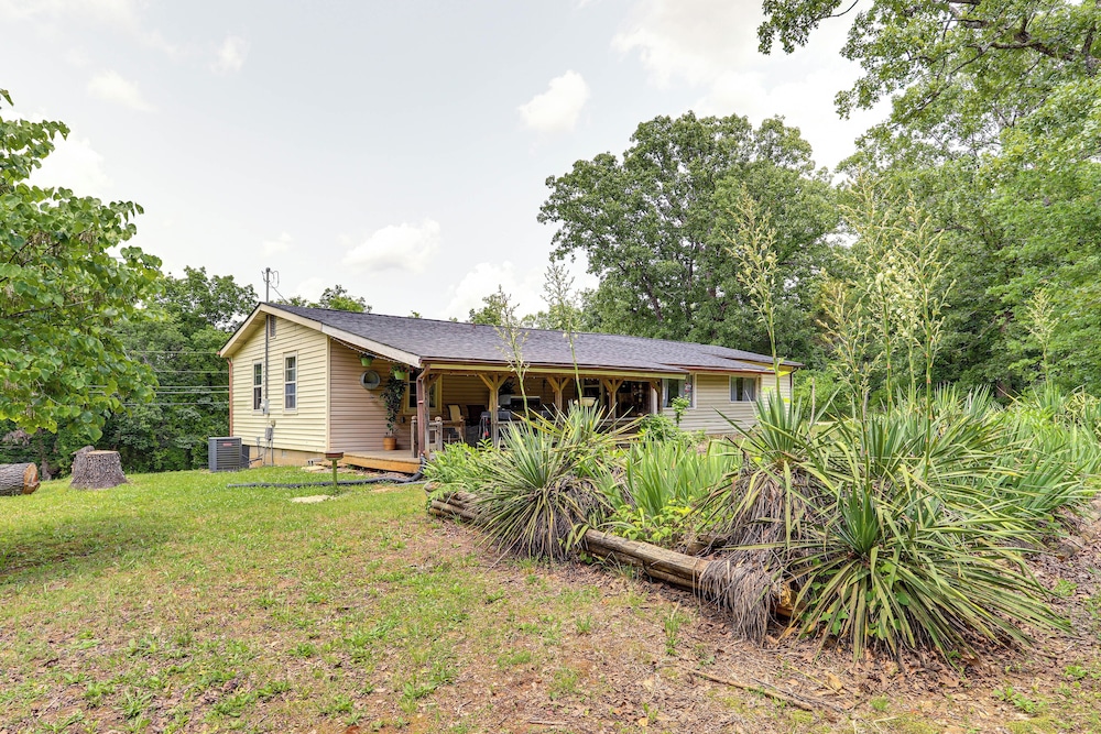 < 1/2 Mi to Lake: Secluded Gem in Cherokee Village