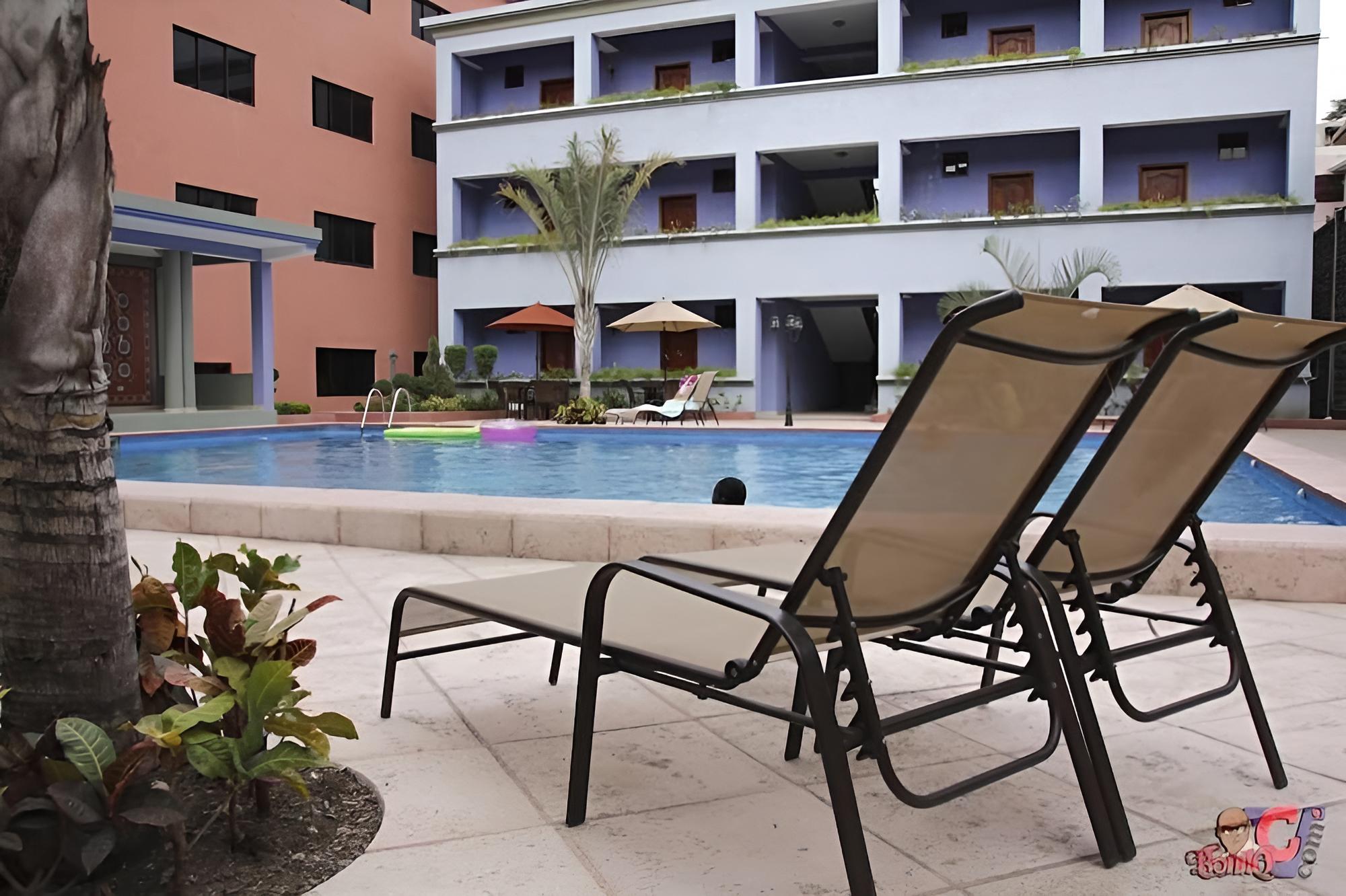 Le Monte Cristo Hotel & Suites