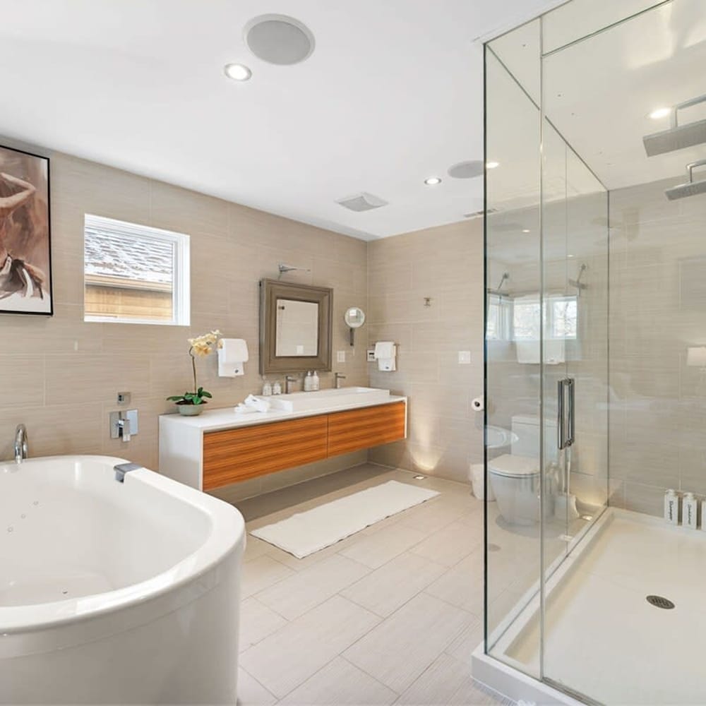 5BR 5BA Architectural Estate-theatre Gym Rooftop