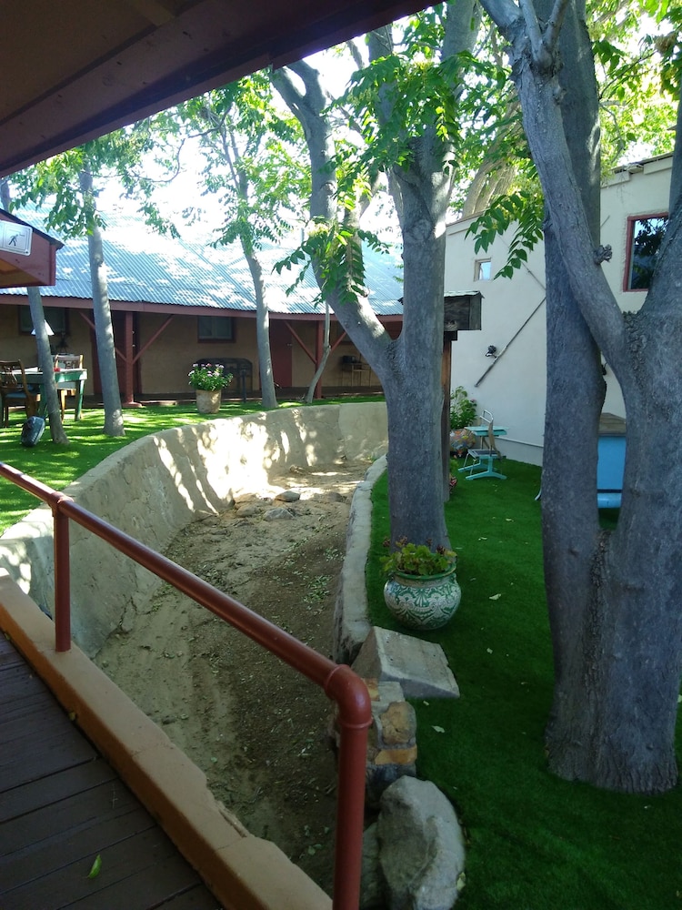 Shep's Miners Inn