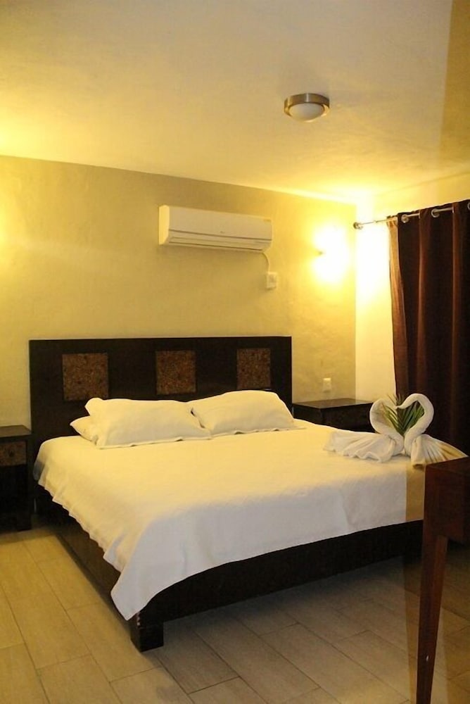 Koox La Mar CondHotel