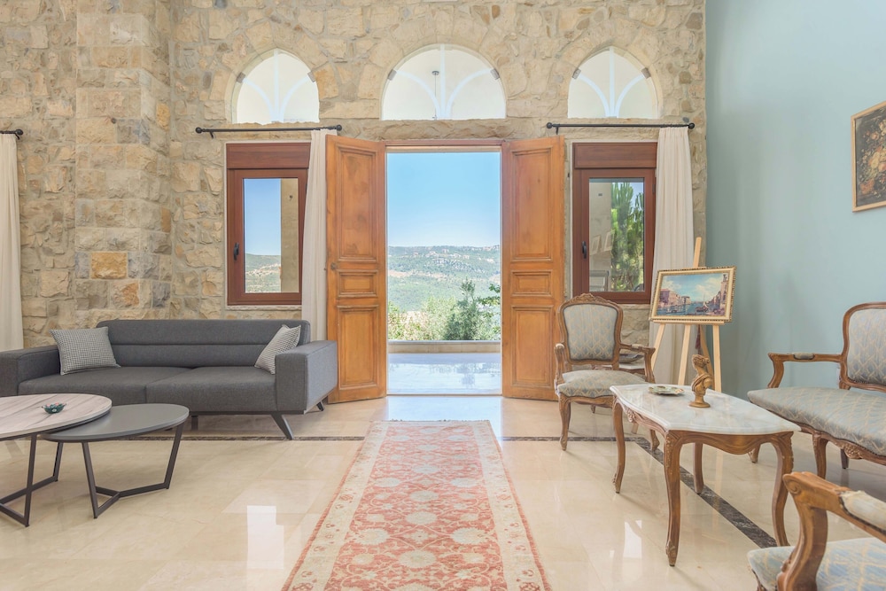 Beit Salima 3BR House with Pool