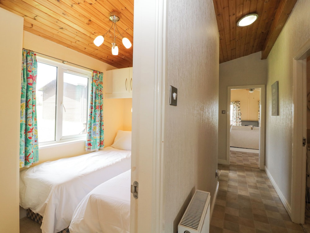 Lodge 16