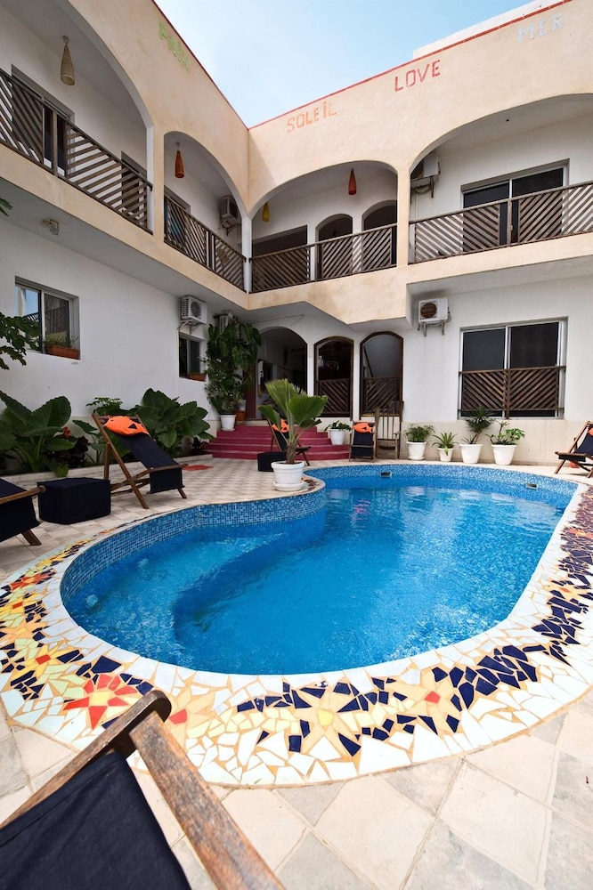 Maison Abaka