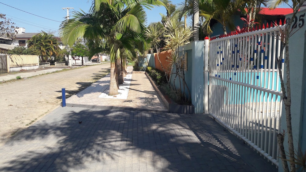Photo 33