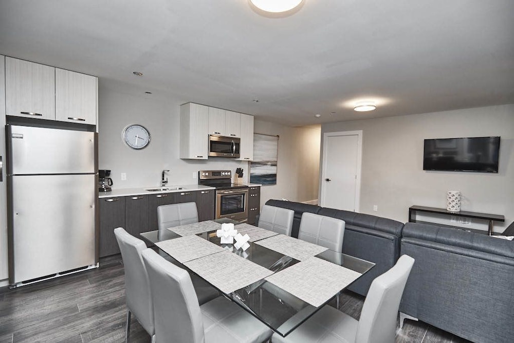 Clifton Hill Condo's