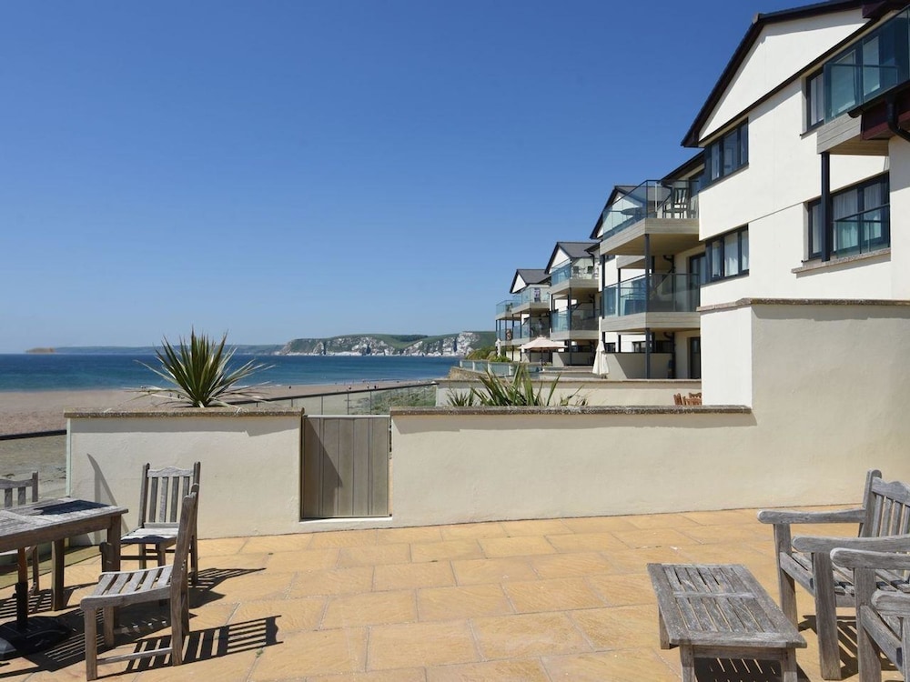 6 Burgh Island