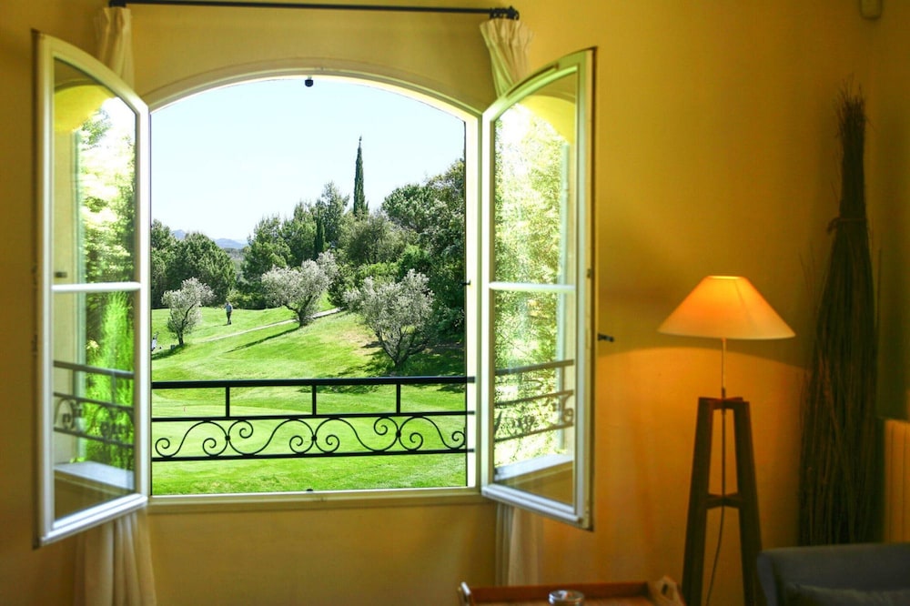 Apartment in La Motte Near Golf Course
