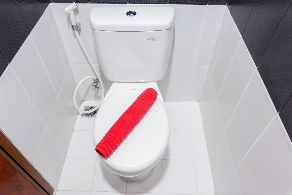 Modern Furnished Studio Room Cinere Bellevue Suites Apartment, Depok - 17