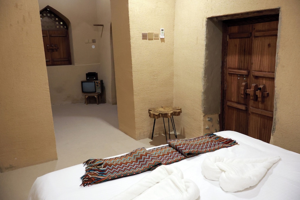 Bait Al Muallem by Nomad Inn