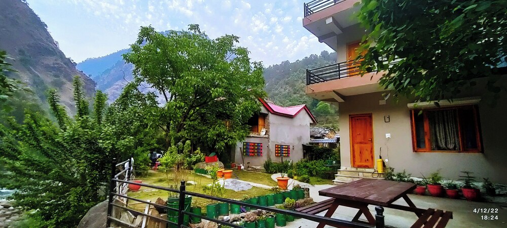 Tirthan Grand Riverside