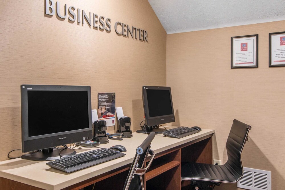 Albany Vacations - Comfort Suites Linn County - Property Image 45