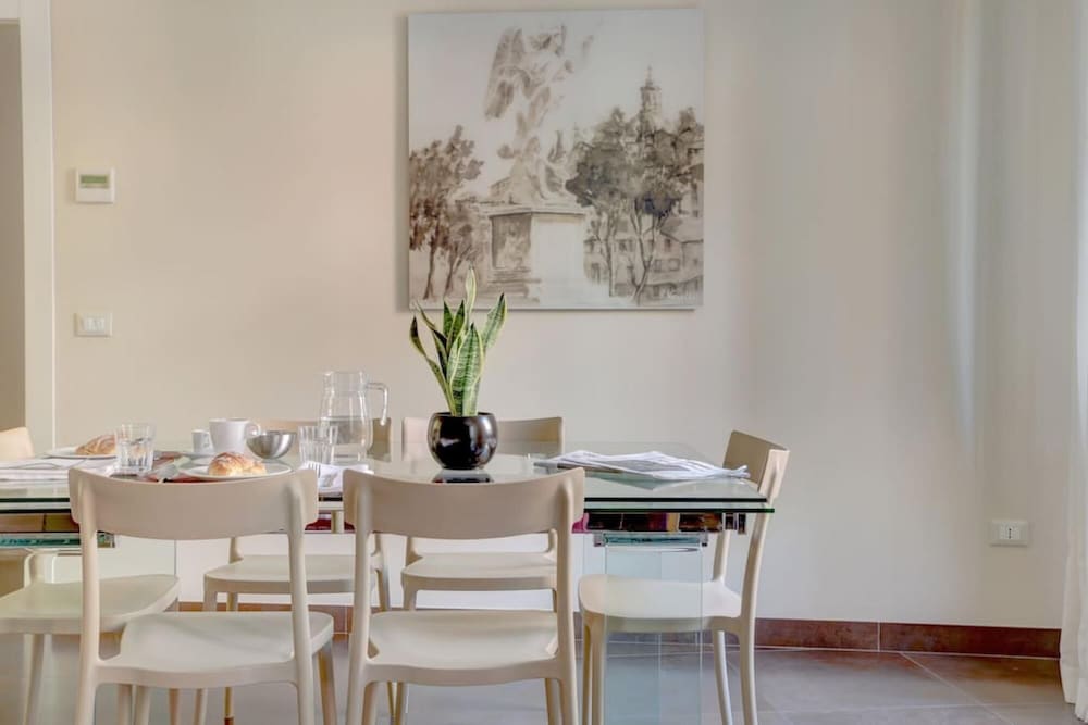 Rm-h501-gpsc20l5 Colosseo Gardens - C10