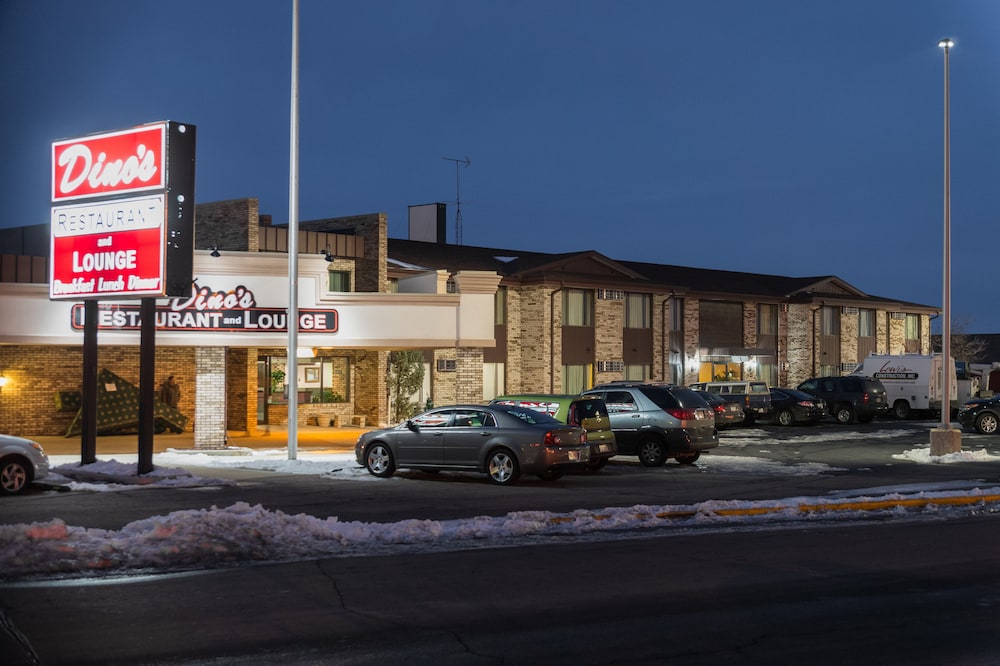 Portage Vacations - The Ridge Hotel Portage - Property Image 3