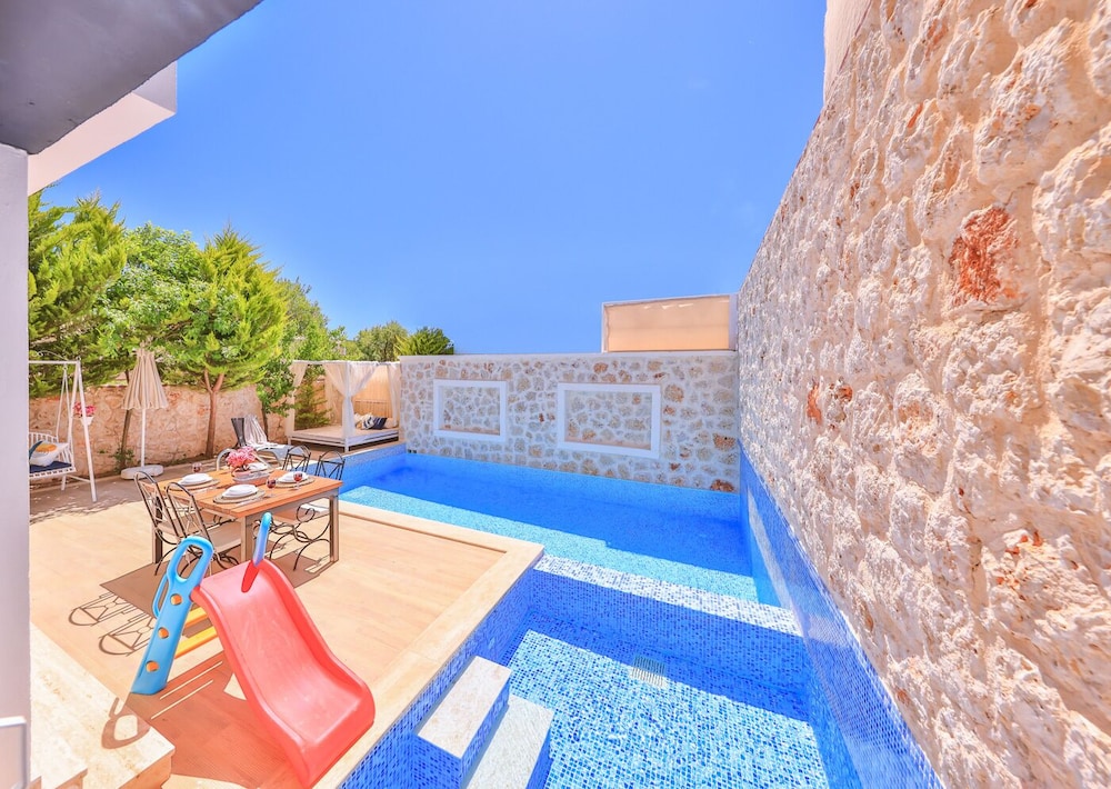 Nergiz Villas