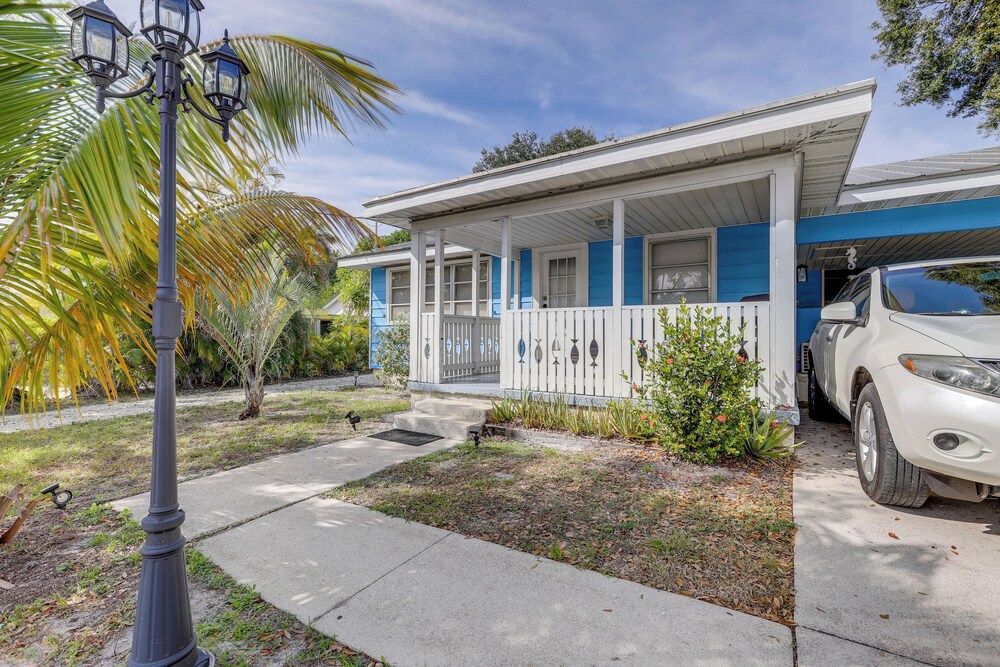 1 Block to Dtwn! Walkable Stay in Stuart