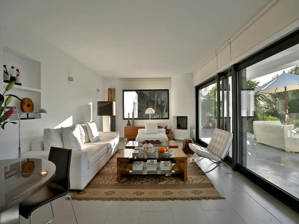 Villa With Outdoor Area