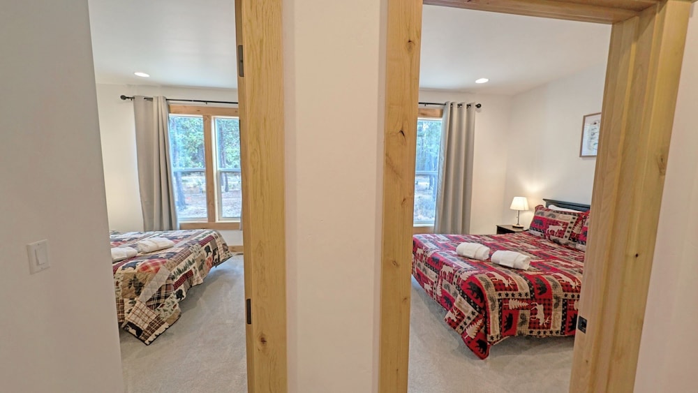 56593 Celestial Dr 4 Bedroom Home