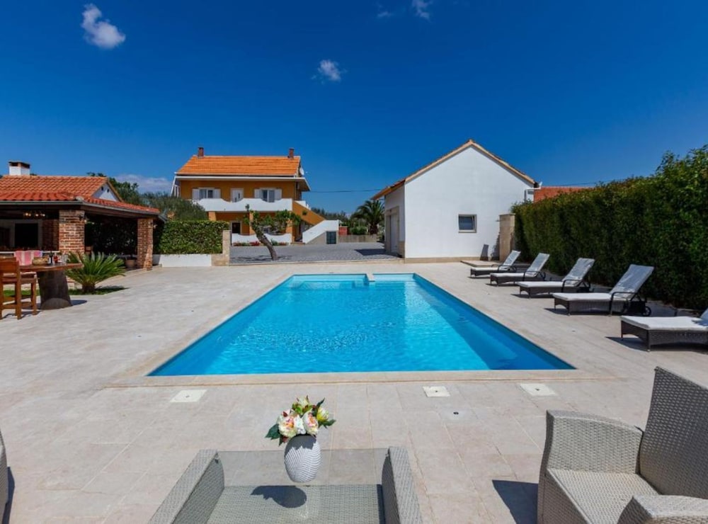 Peaceful Murvica Villa Pool, Garden, and Modern Comfort