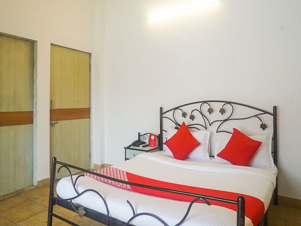 OYO 15010 Heaven Homes