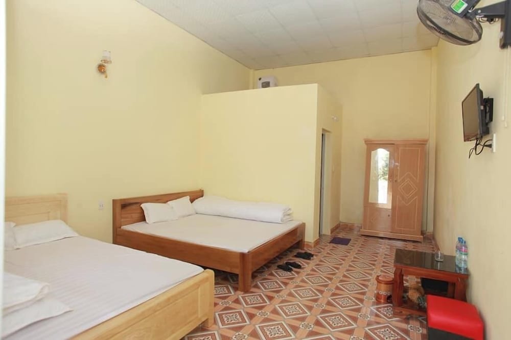 Viet Hoang Hostel Moc Chau - BAYLUXURY view 4