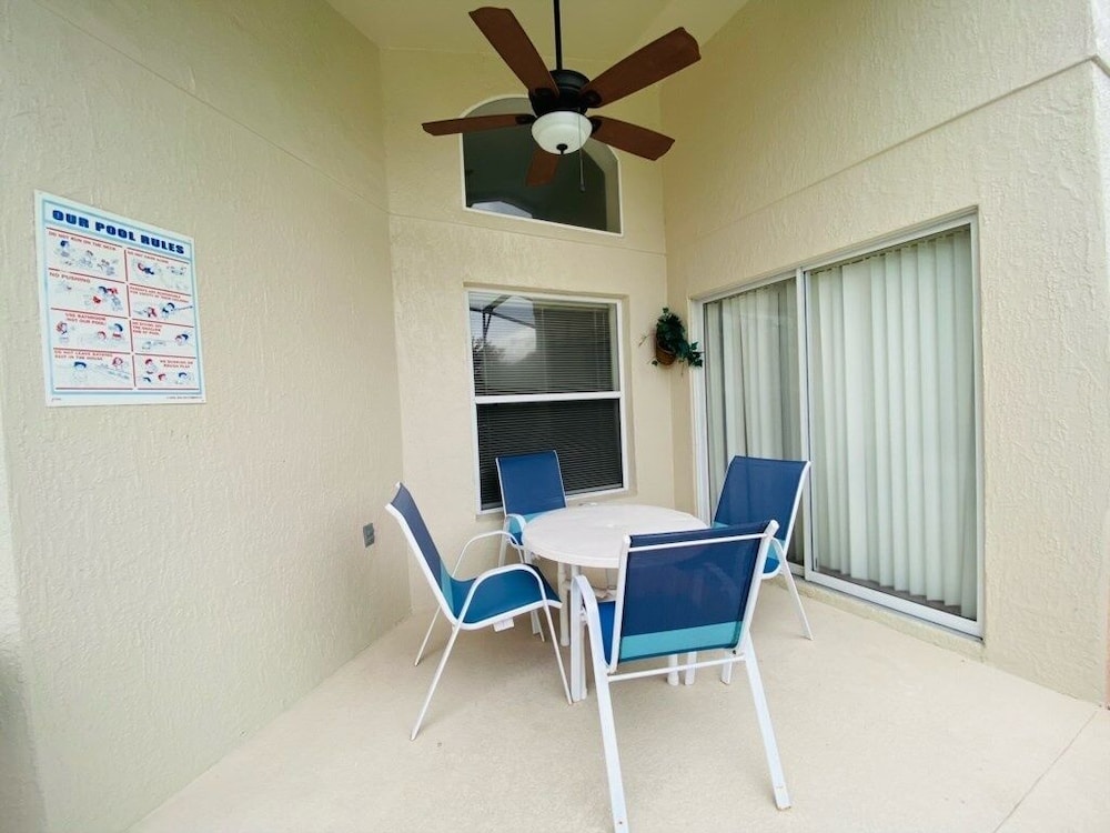 Ezra's Vacation Home @ Southern Dunes 4 Bedroom Villa by Redawning