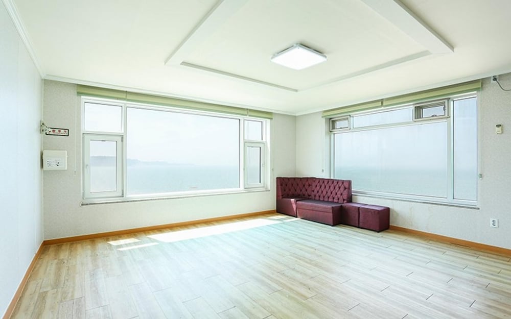 Daebudo Wooseong Resort Pension view 5