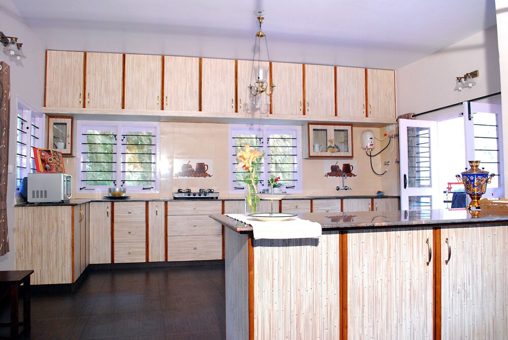 Amritasthanam Guest House And Retreat