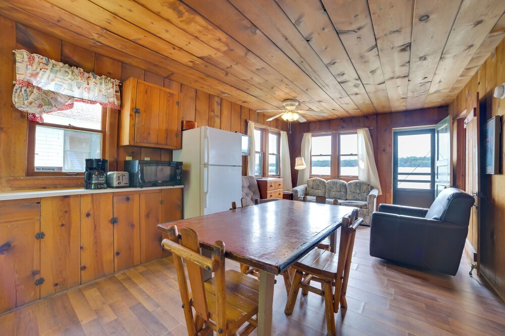 Cabin 8 on Lake Huron in Les Cheneaux Islands!
