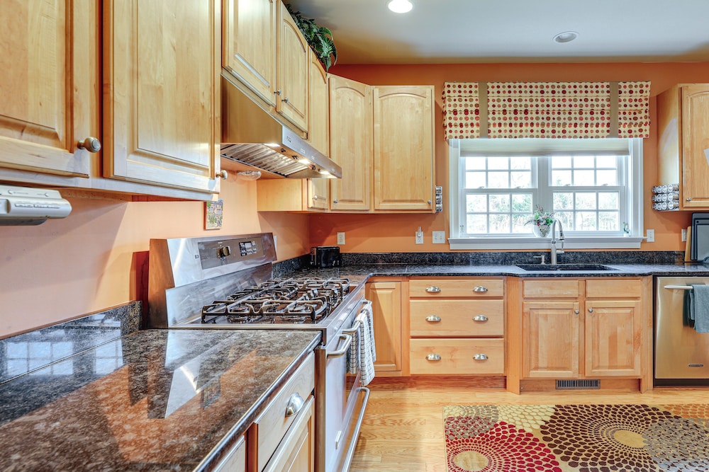 2 Mi to Bethany Beach! Spacious Family Retreat