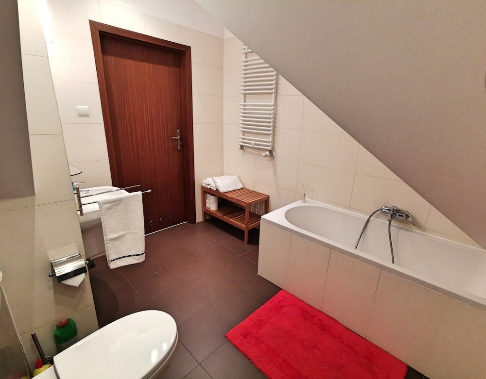 EverySky Okrzei en Karpacz — bathroom