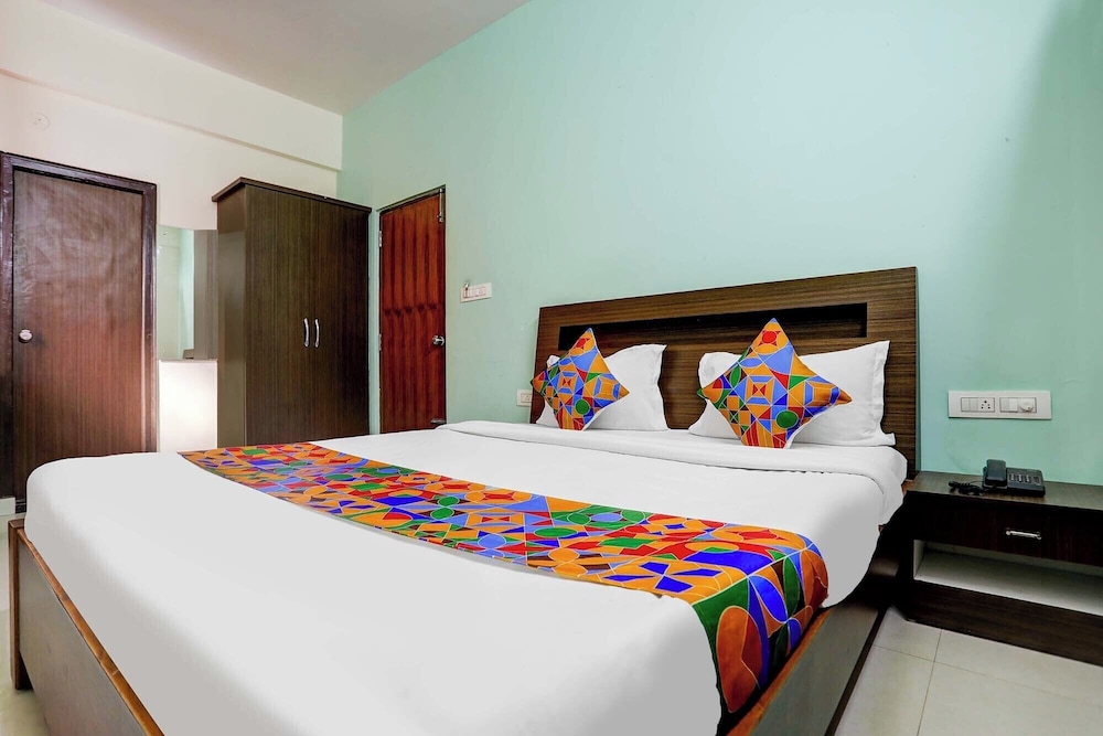 FabHotel Royal Suites - Yeshwanthpur