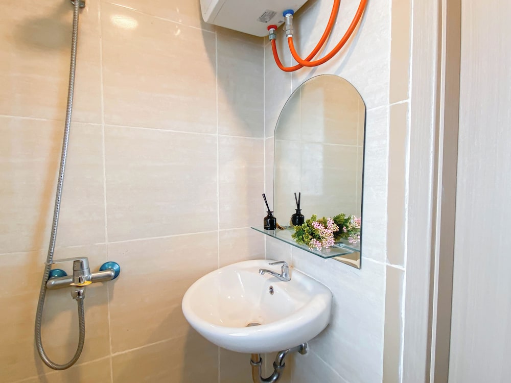 Comfy Stay Studio Room At Meikarta Apartment