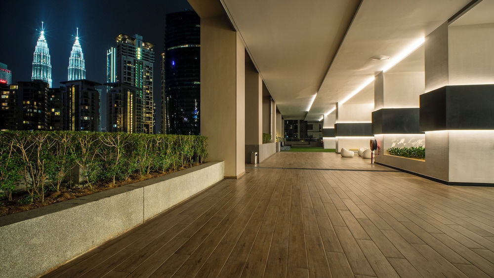 The Manor Suites KLCC by Moonway