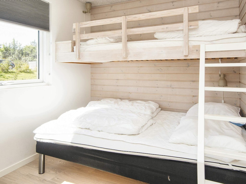 20 Person Holiday Home in Glesborg view 5