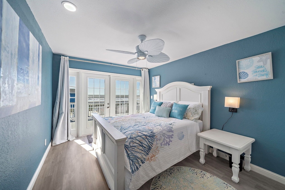 Captain's Manor by Ryson Vacation Rentals