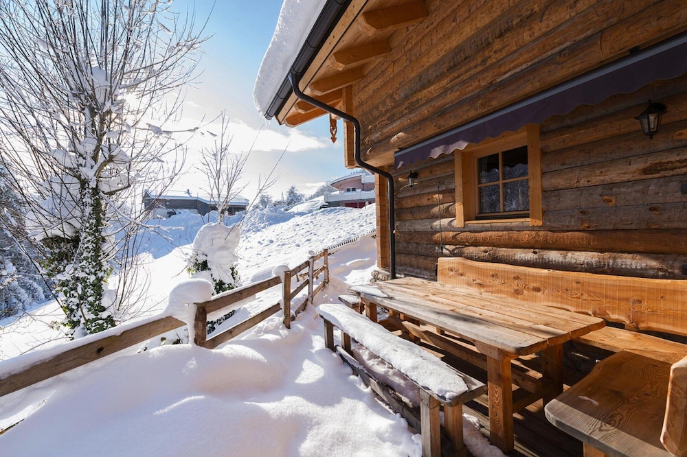 Chalet in St. Martin With Sauna & Mountain Views